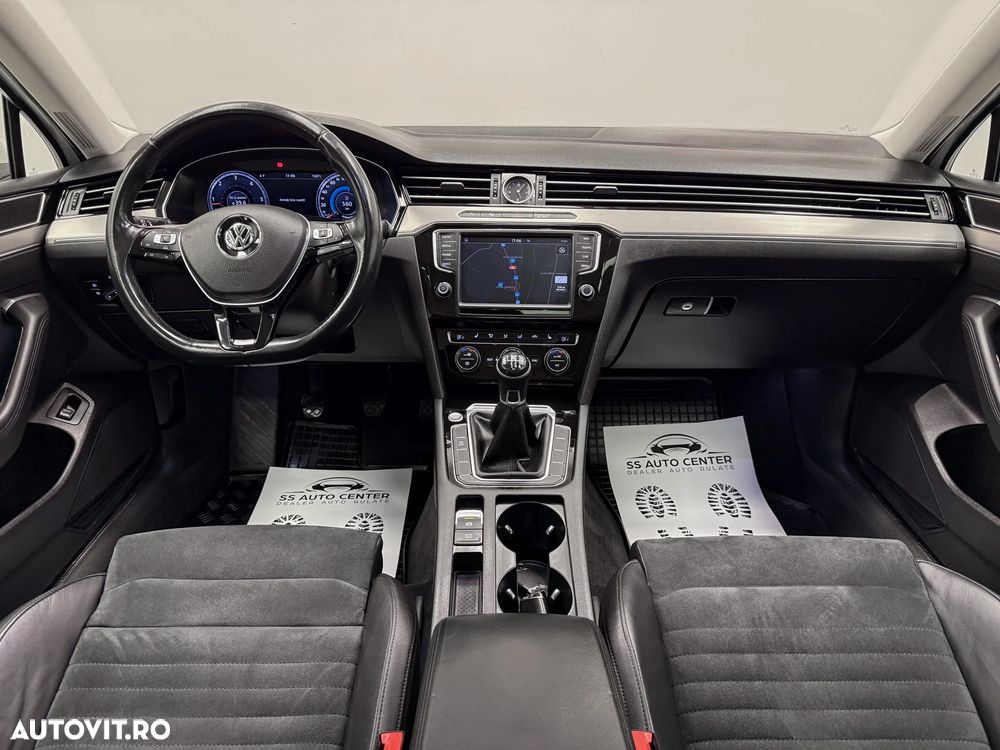 Volkswagen Passat 2.0 TDI R Executive - 6