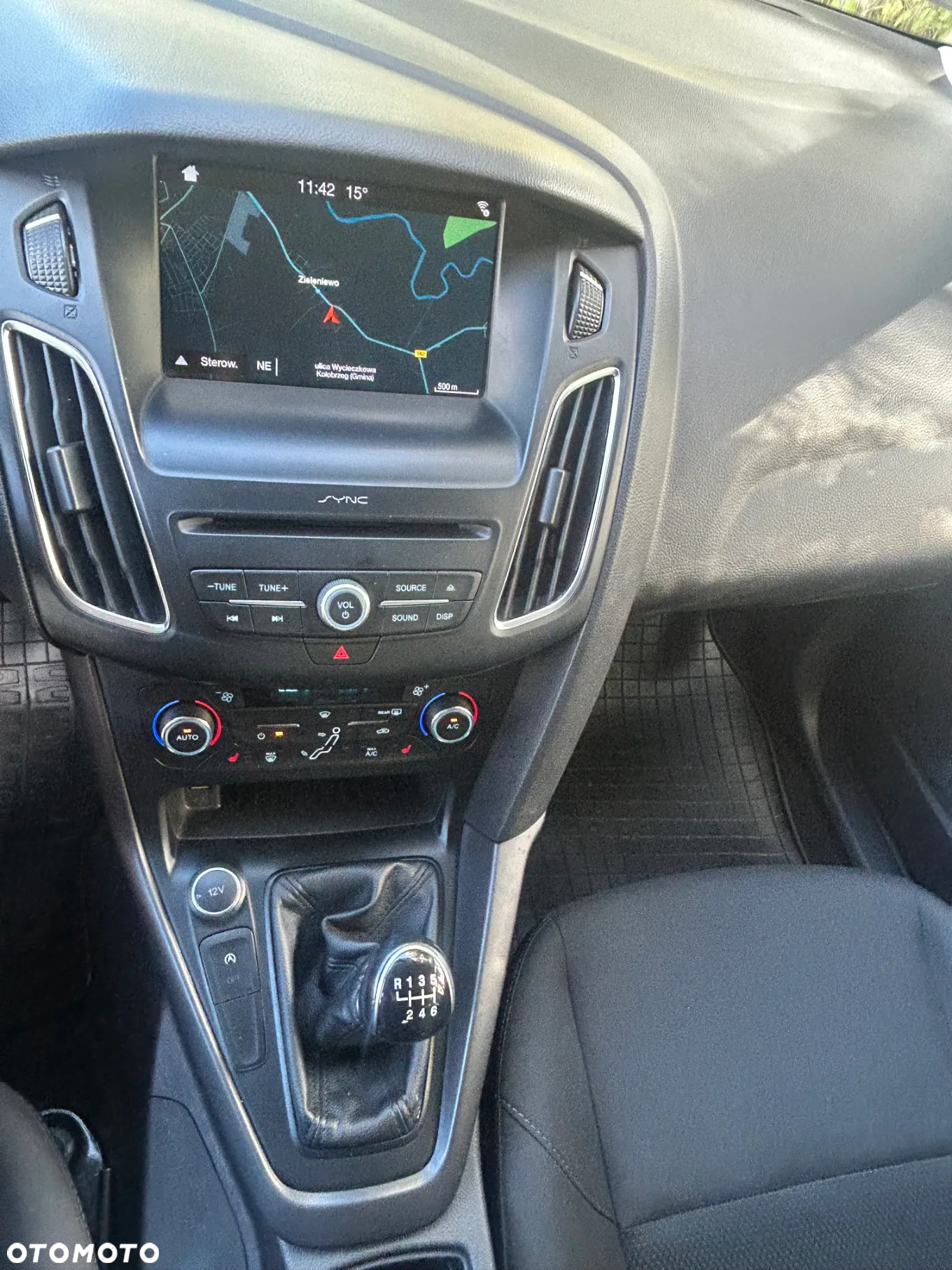 Ford Focus 1.5 TDCi Trend ECOnetic ASS - 10