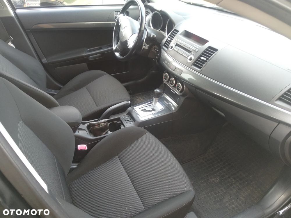 Mitsubishi Lancer 1.8 Intense CVT - 6