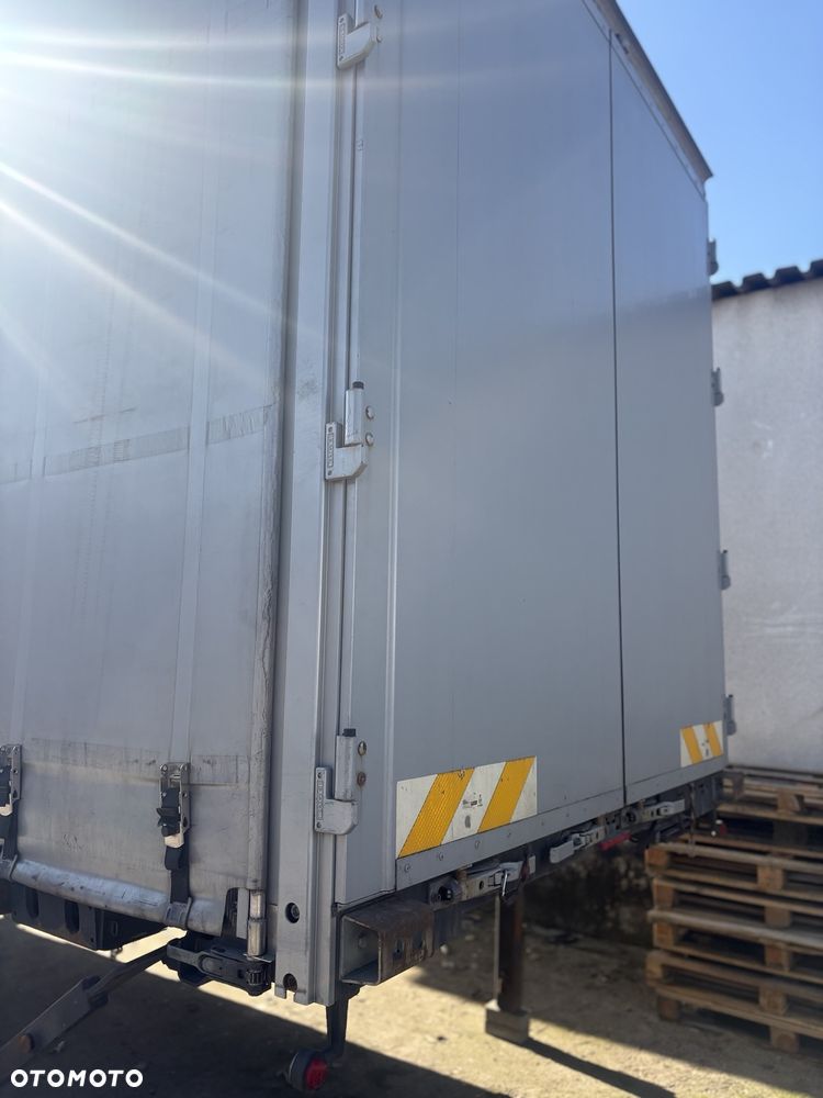 Zabudowa Kogel BDF Firana 7,35/2,5/2,7 2018r.     22500 zł netto - 4