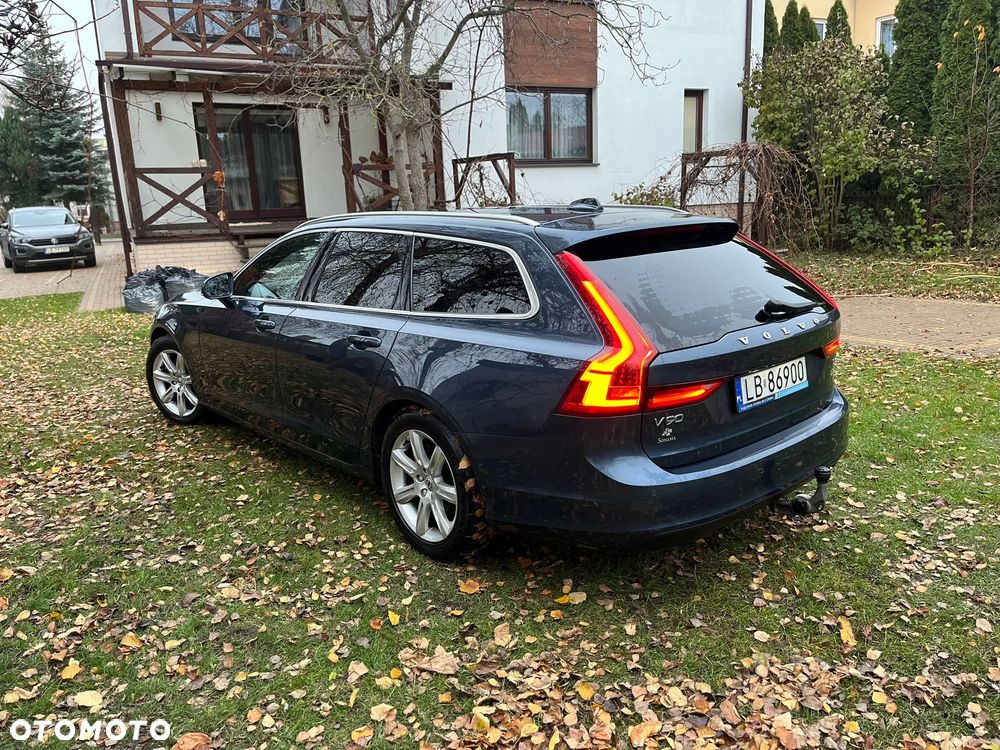 Volvo V90 D3 Momentum Pro - 3