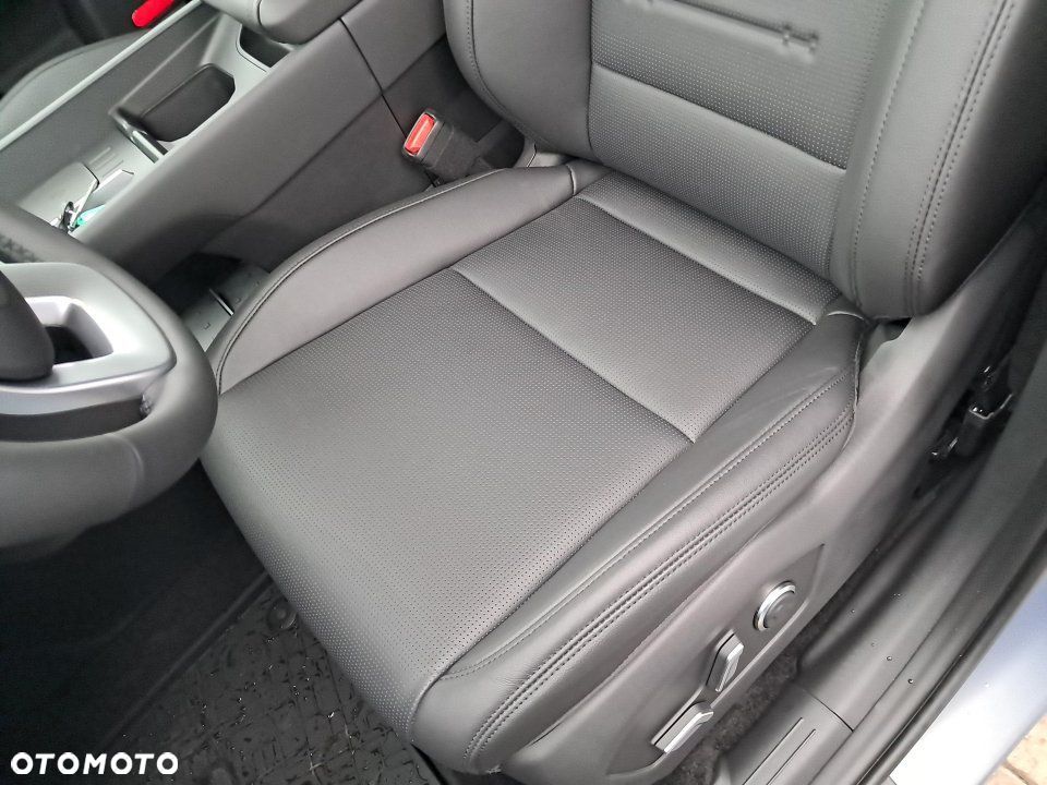 Hyundai Santa Fe - 10