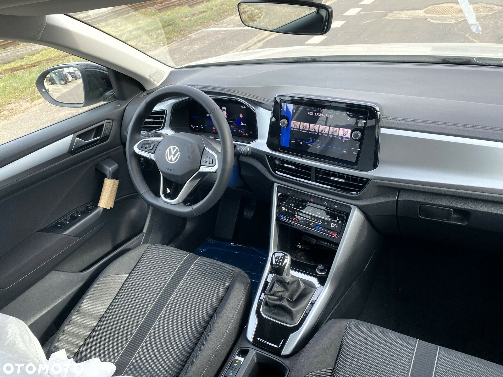 Volkswagen T-Roc 1.5 TSI Special Edition - 12