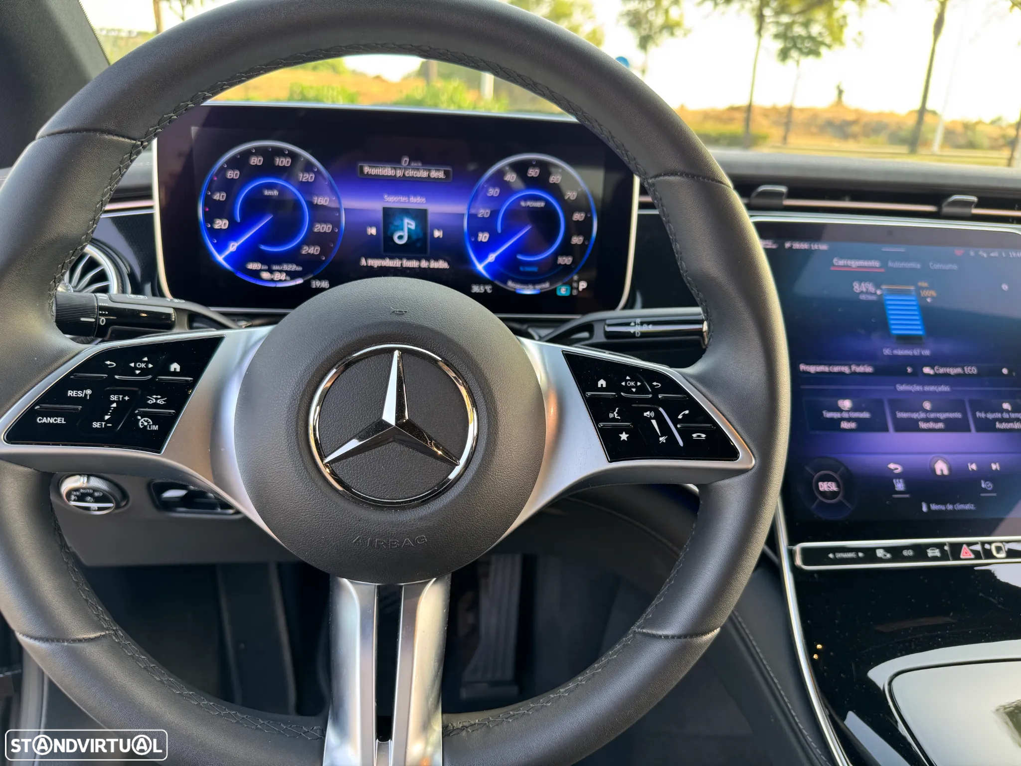 Mercedes-Benz EQE 300 Edition Electric Art - 25