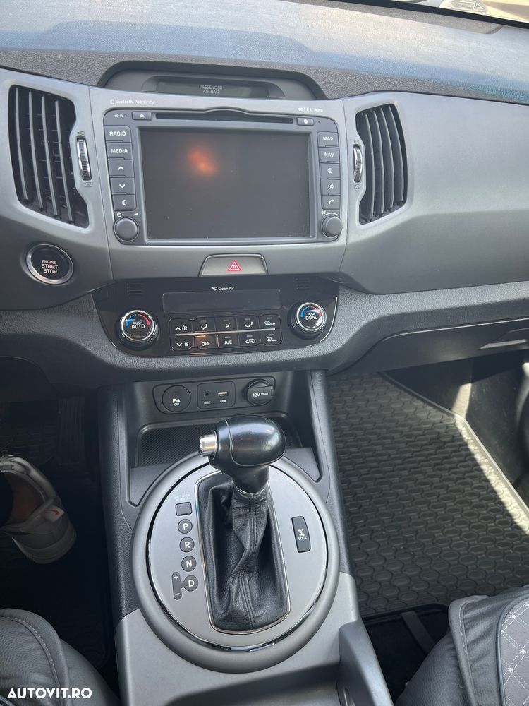 Kia Sportage 2.0 DSL 6AT 4x4 Style - 7