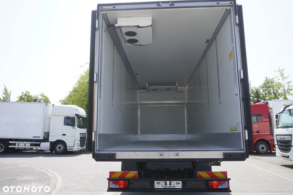 MAN TGX 26.470 / 2022 / Chłodnia Krone 40 EPAL Multitemperatura Dopplestock / Carrier Supra 950 MT - 3