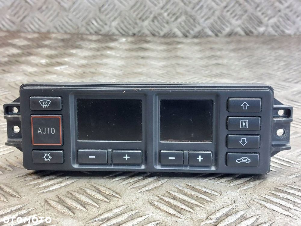 PANEL NAWIEWU AUDI A3 8L 8L0820043D - 1