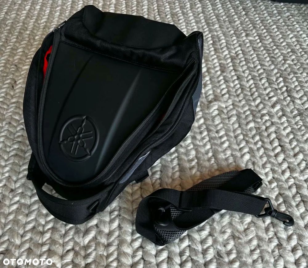 Yamaha Tmax - 16