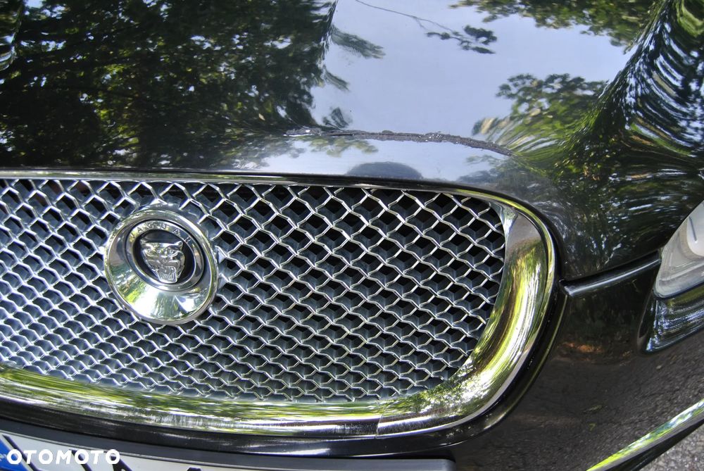 Jaguar XF 3.0 V6 Diesel Edition - 18