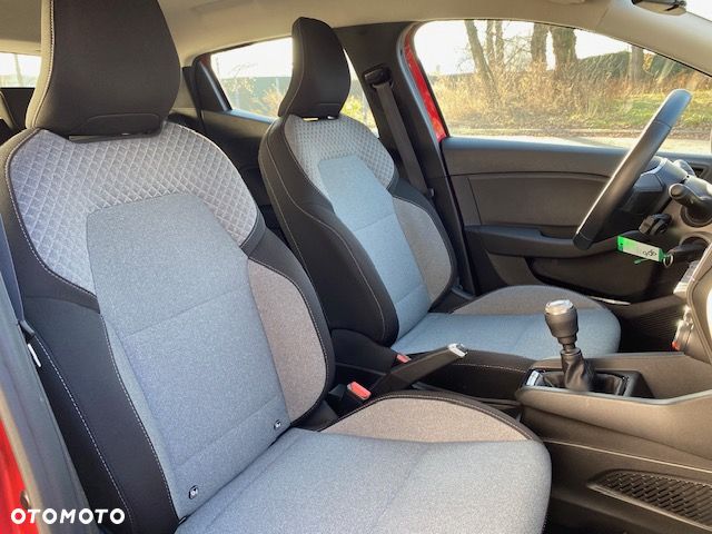 Renault Clio 1.0 TCe Evolution - 20