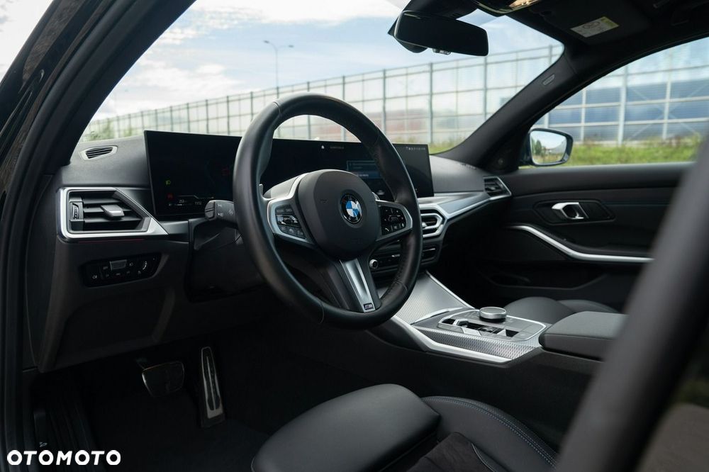 BMW Seria 3 318i M Sport - 18