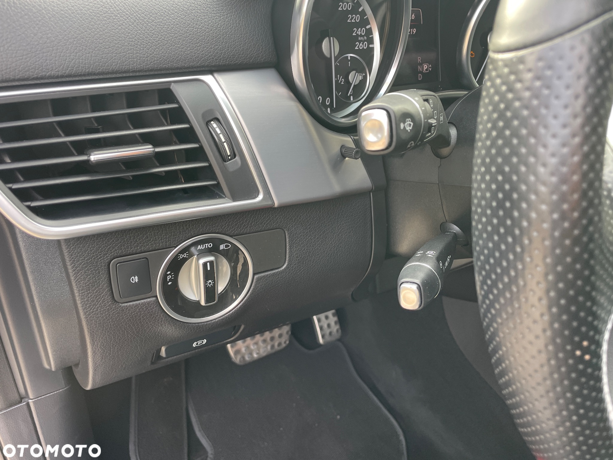 Mercedes-Benz ML 350 BlueTec 4-Matic - 17