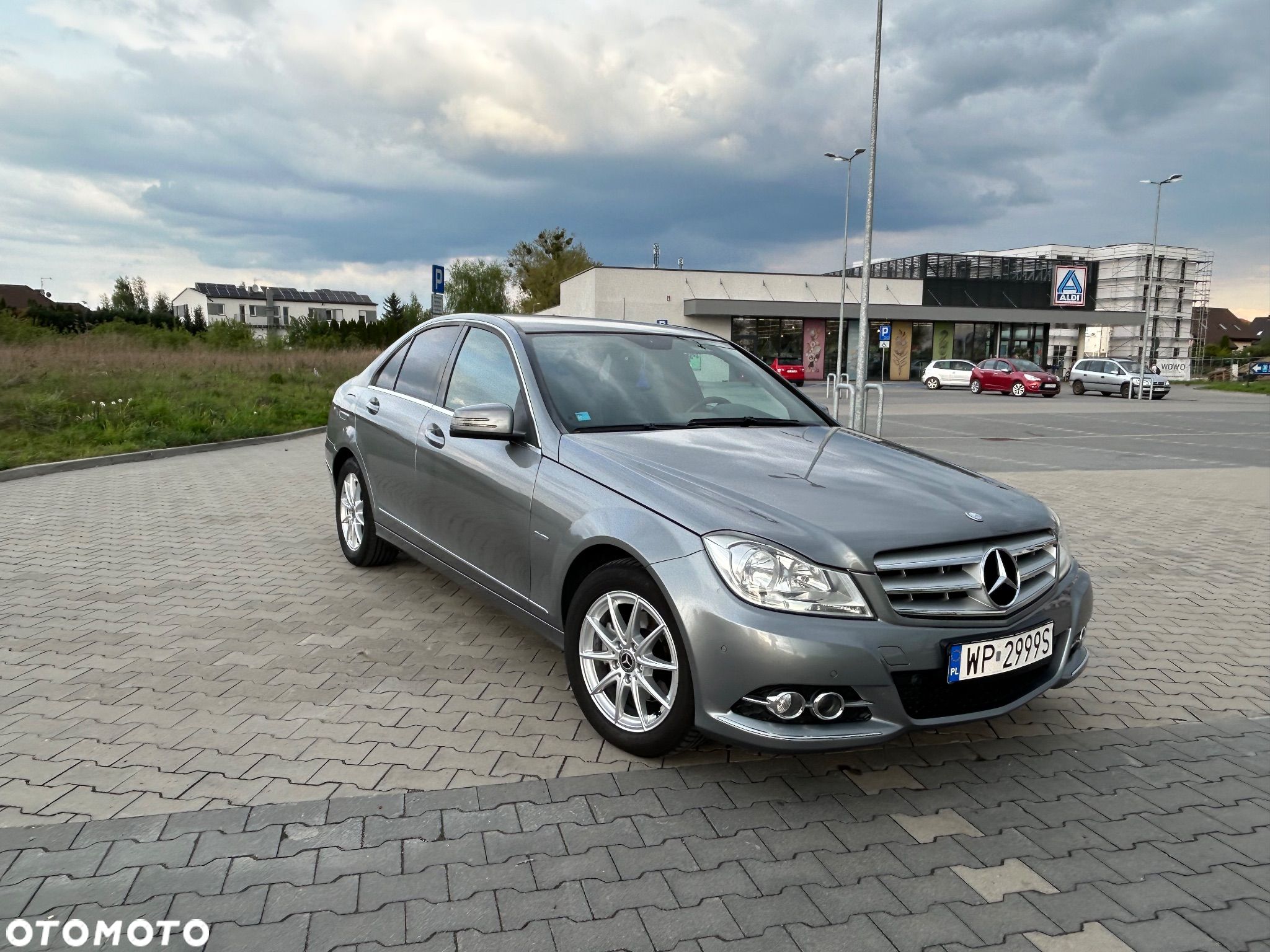 Mercedes-Benz Klasa C 180 CDI 7G-TRONIC Edition - 1