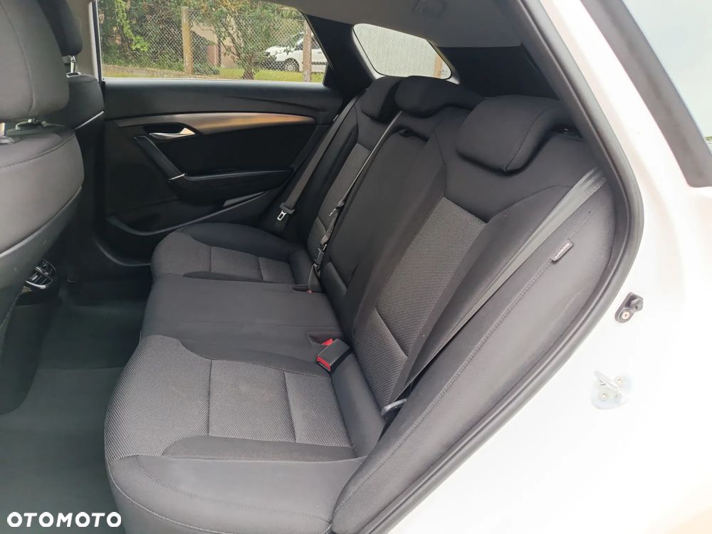 Hyundai i40 1.7 CRDi Business - 32