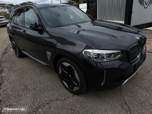 BMW iX3 - 7