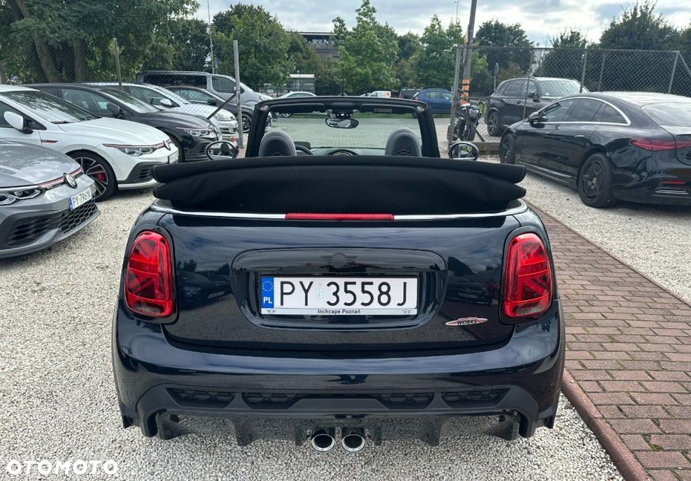 MINI John Cooper Works - 10