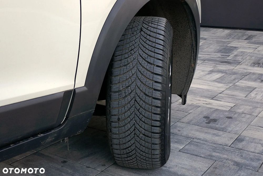 Chevrolet Captiva - 36