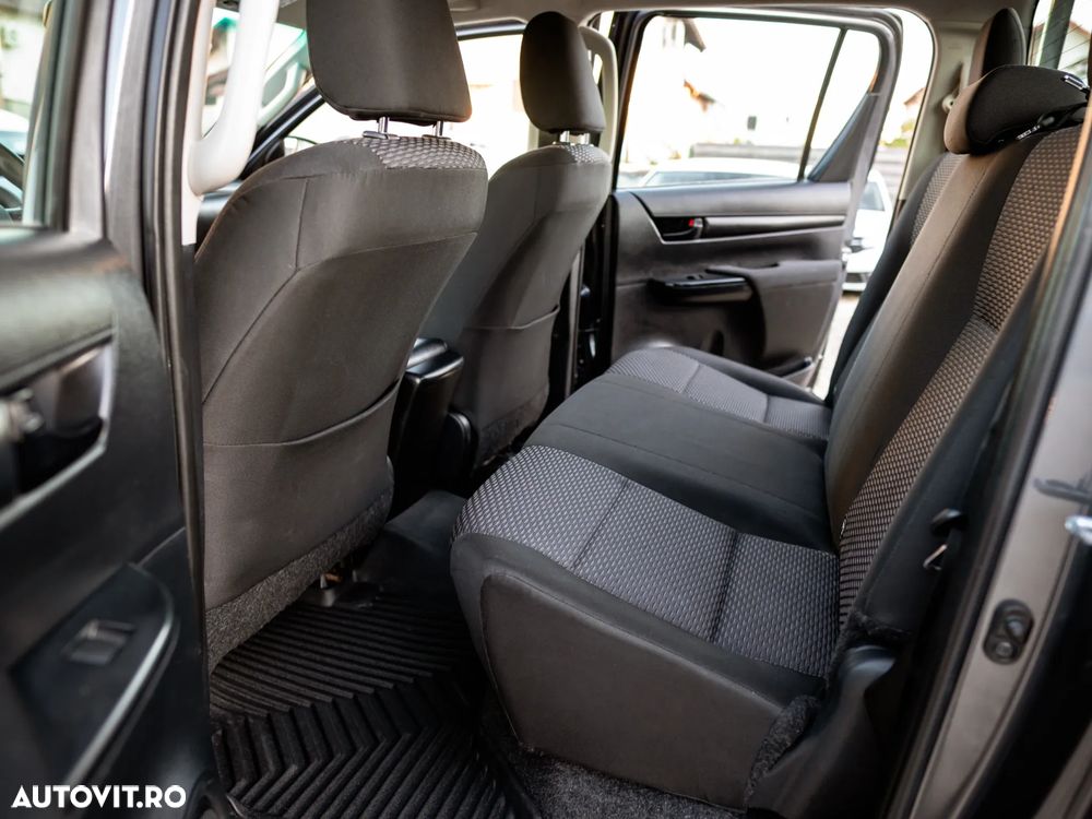 Toyota Hilux - 19