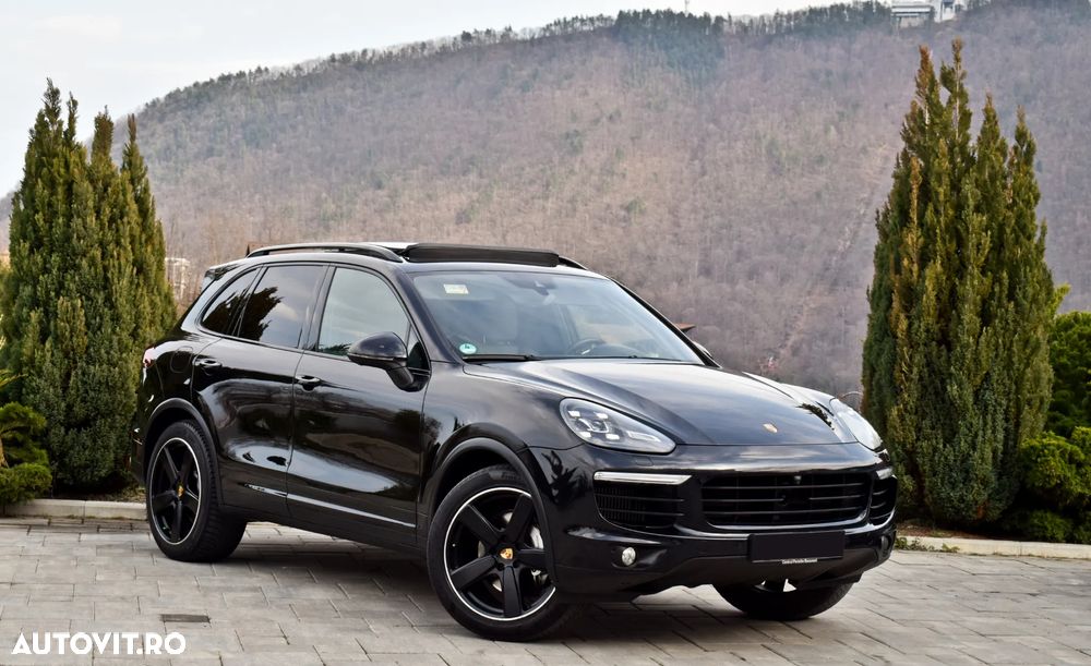 Porsche Cayenne 4.2 L S - 3