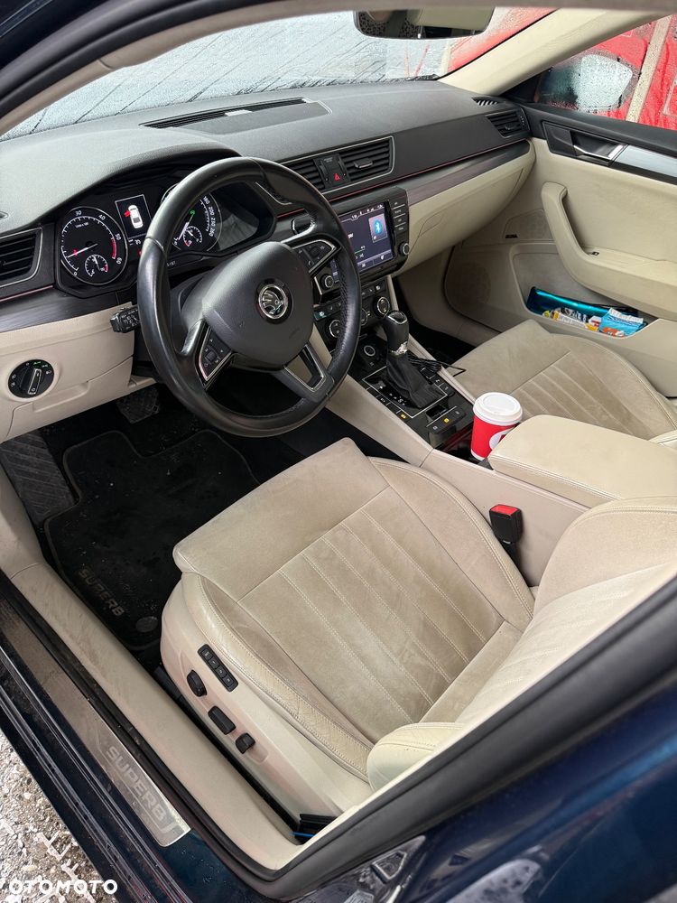 Skoda Superb 2.0 TDI DSG Style - 7