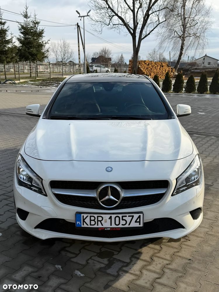 Mercedes-Benz CLA 250 7G-DCT UrbanStyle Edition - 12