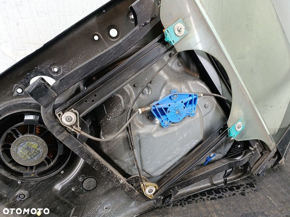 PODNOŚNIK SZYBY LEWY TYŁ VW TOUAREG I 3D0959795F 7L0959703D BROSE - 3