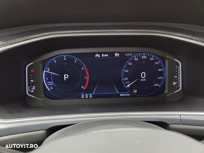 Volkswagen T-Roc - 7