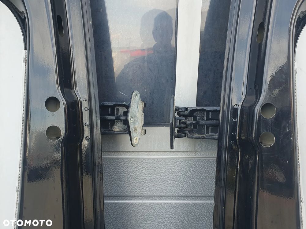 Drzwi tył Iveco Daily - 5