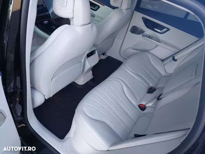 Mercedes-Benz EQE 350 4MATIC - 13