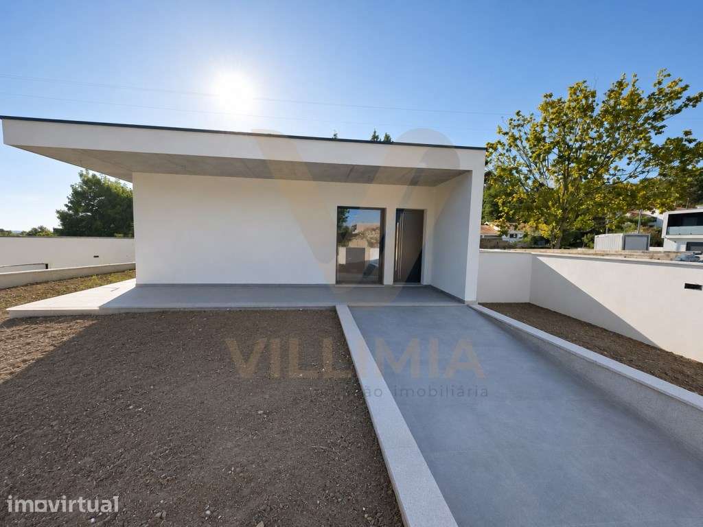 Moradia T4 Nova | Arcos de Valdevez - Grande imagem: 4/32