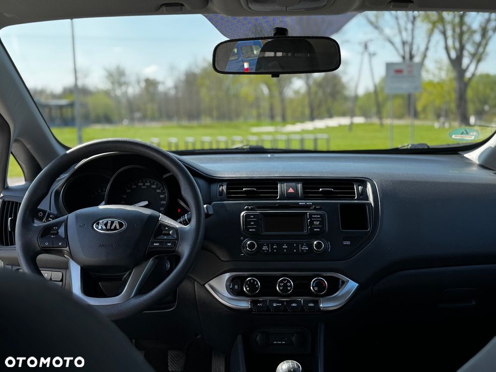 Kia Rio 1.2 Edition 7 - 14
