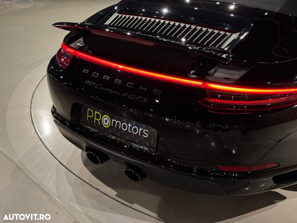 Porsche 911 - 8