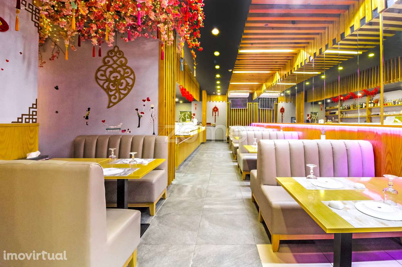 Trespasse de restaurante renovado e totalmente equipado - Porto - Grande imagem: 3/18