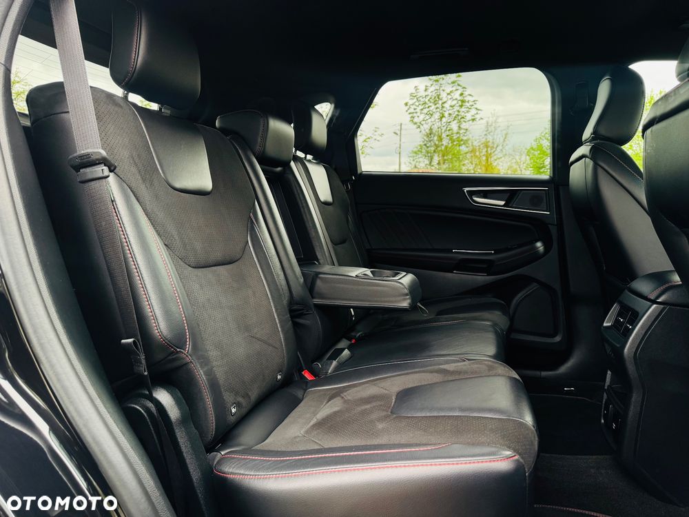 Ford Edge 2.0 EcoBlue Bi-Turbo 4x4 ST-LINE - 33