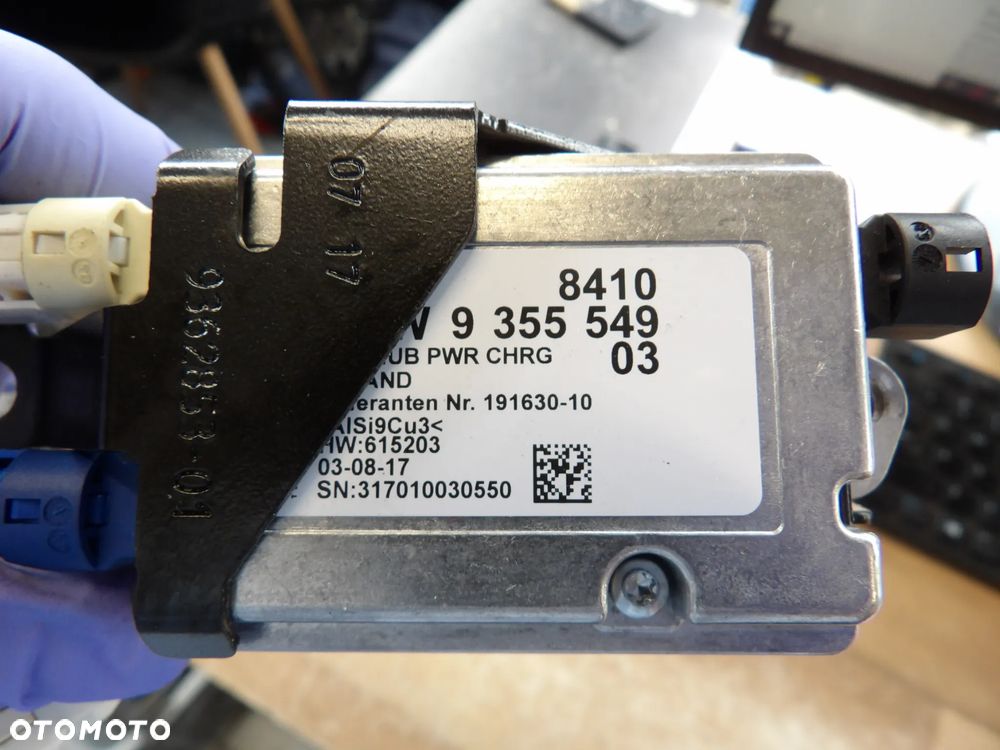 BMW - G30,G31 - WIĄZKA I MODUŁ USB - DEMONTAŻ - EUROPA - 6820318  9355549 - 3