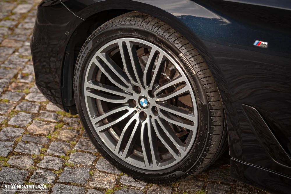 BMW 520 d Pack M Auto - 11