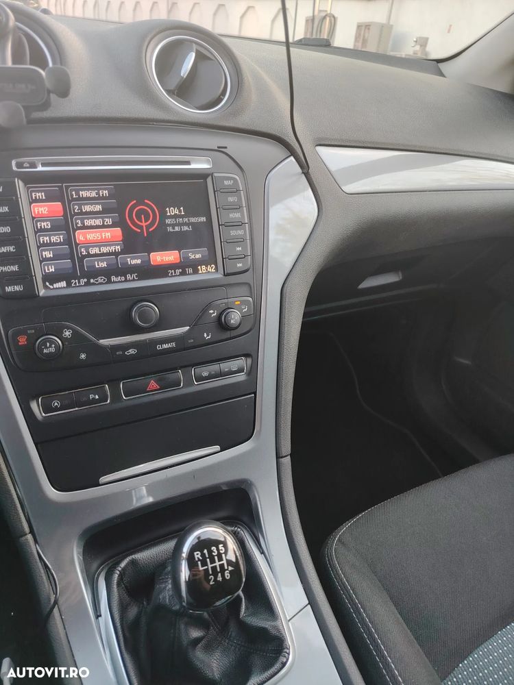 Ford Mondeo 1.6 TDCi ECOnetic Start-Stopp Trend - 4