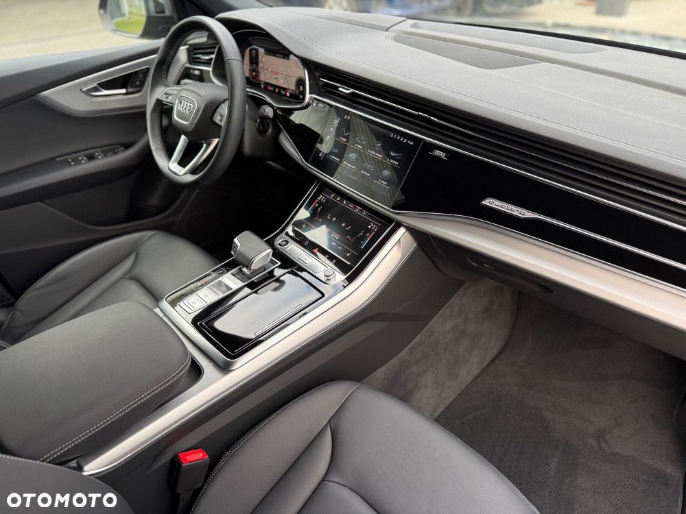 Audi Q8 - 23