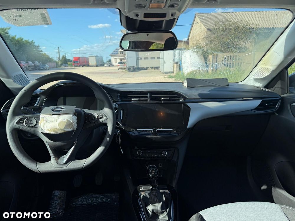 Opel Corsa 1.2 T Edition S&S - 11