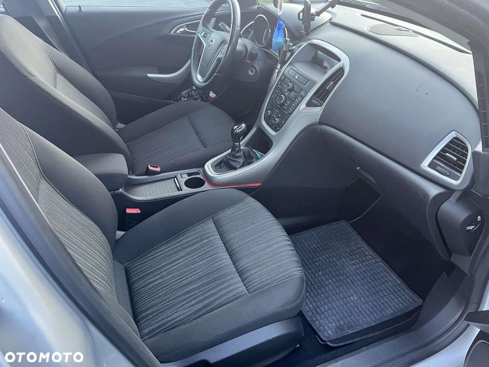 Opel Astra 1.4 Turbo - 6