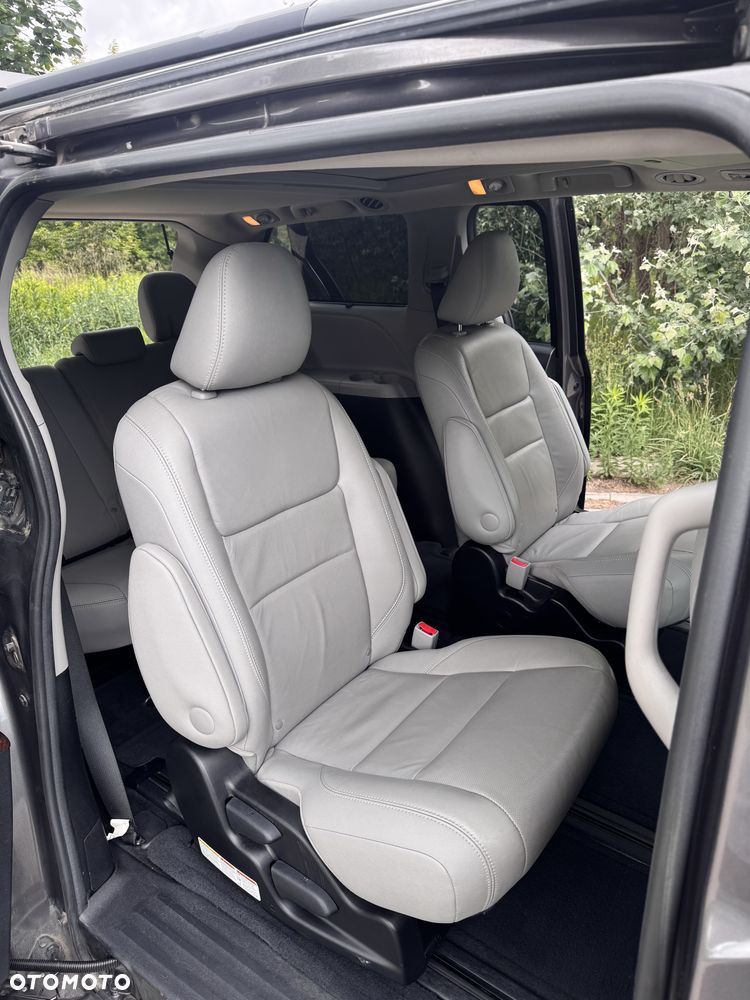 Toyota Sienna 3.5 V6 Limited AWD - 24