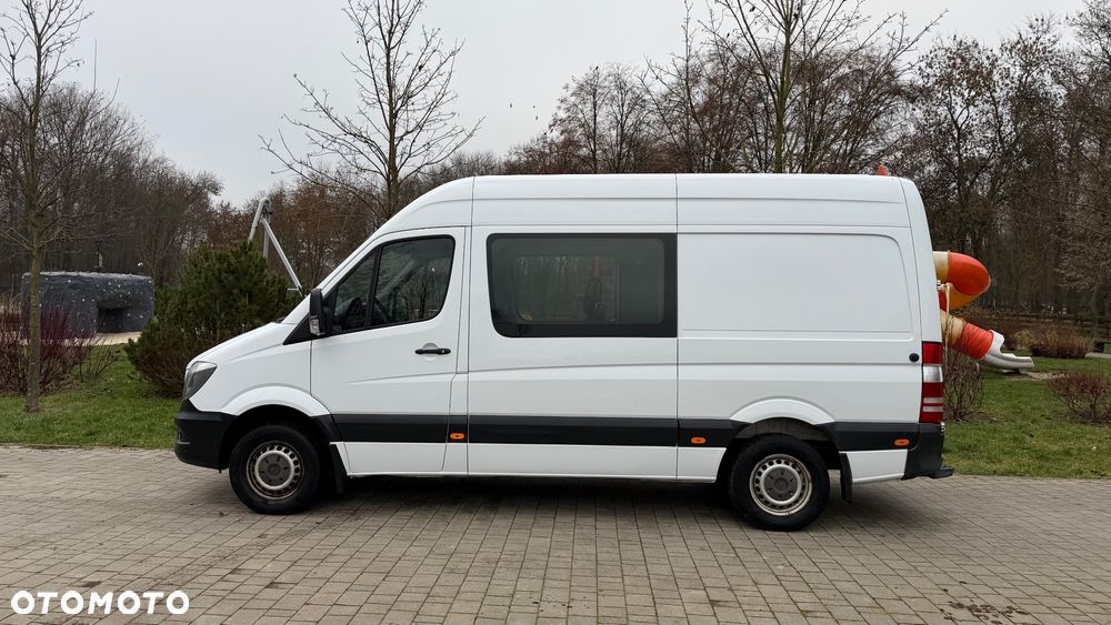 Mercedes-Benz Sprinter - 5