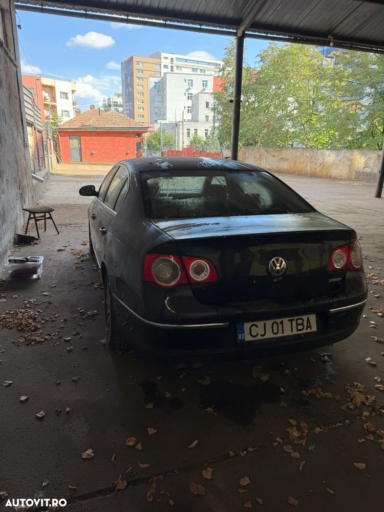 Volkswagen Passat 2.0 TDI 4Motion Comfortline - 3