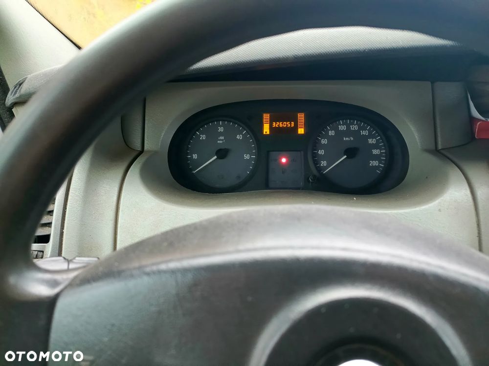 Opel Vivaro - 4