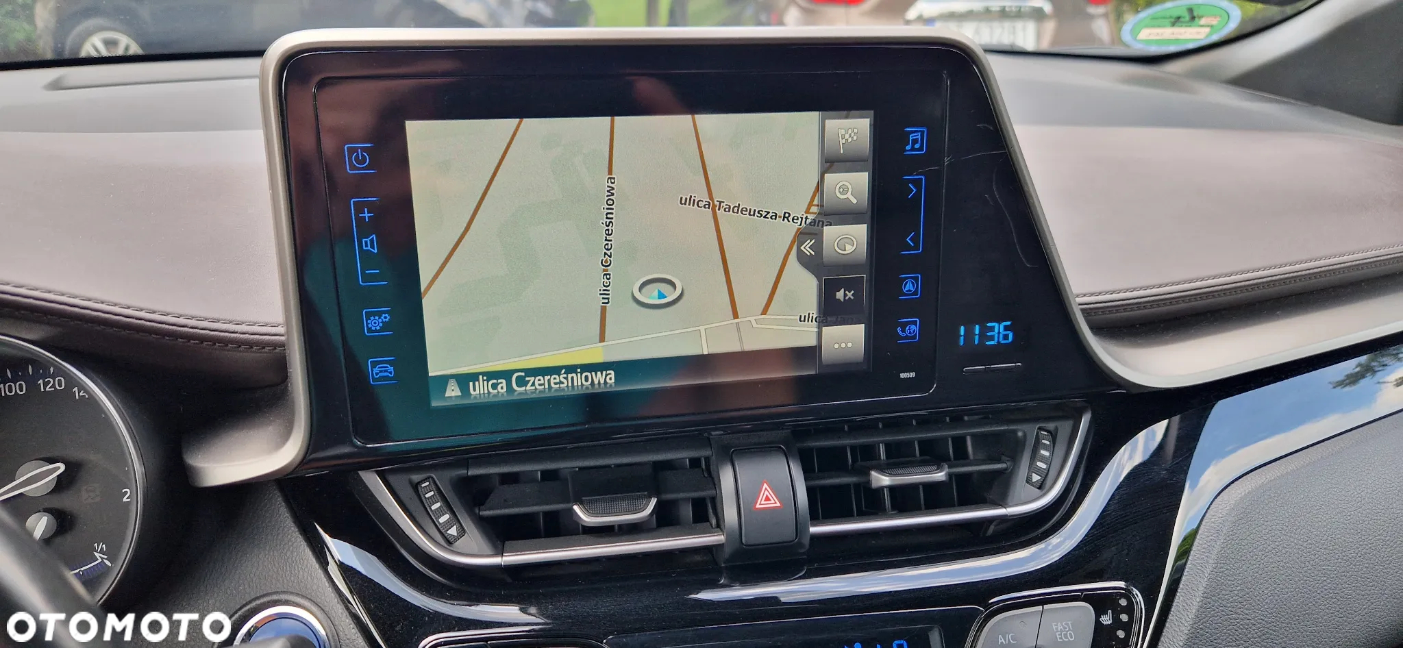 Toyota C-HR 1.8 Hybrid Prestige - 21