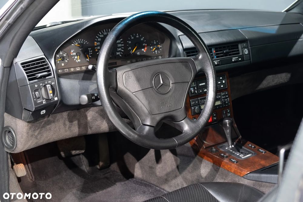 Mercedes-Benz SL 500 - 17