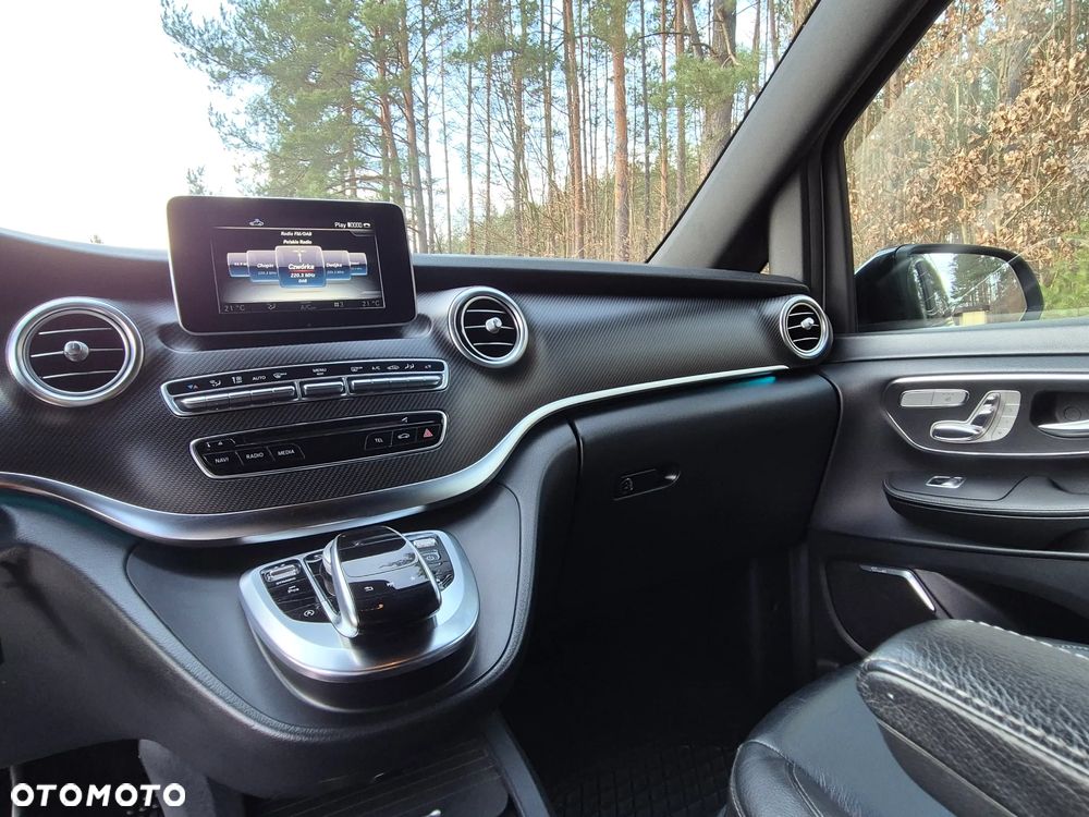 Mercedes-Benz Klasa V 250 d 4-Matic Avantgarde 7G-Tronic (d³ugi) - 20