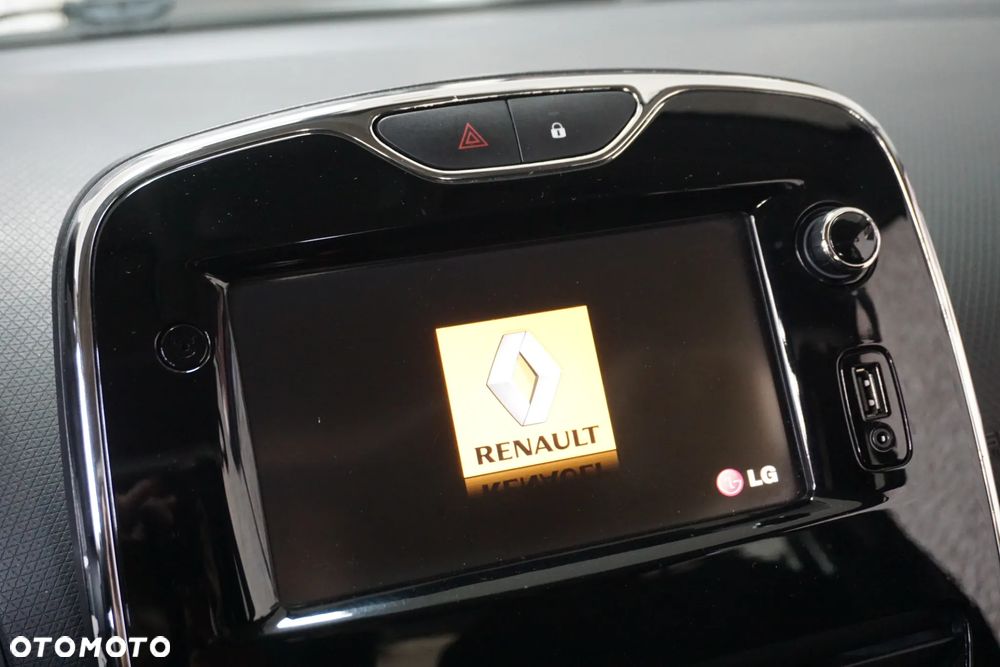 Renault Clio 1.2 16V 75 Expression - 29