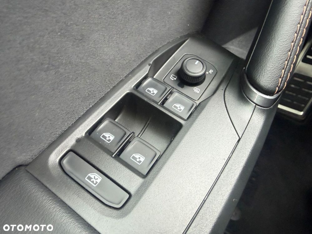 Cupra Formentor 1.5 eTSI mHEV DSG - 20