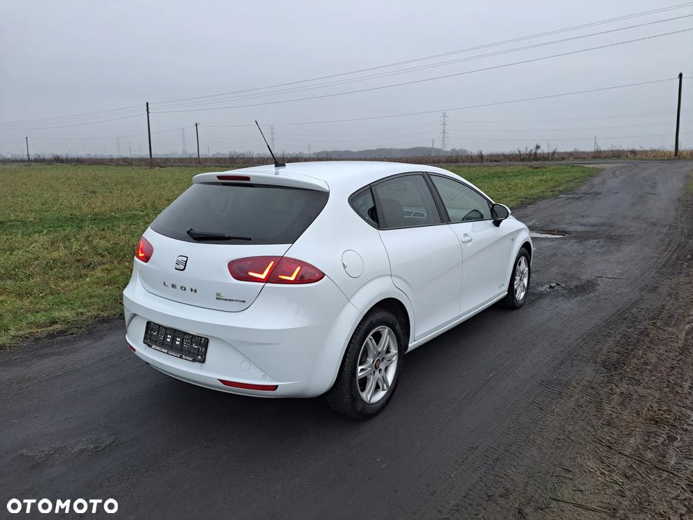 Seat Leon 1.6 TDI DPF Ecomotive Style Copa - 5